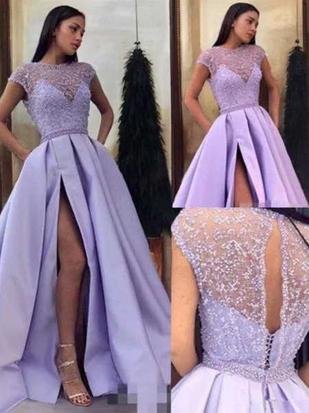 A-line Scoop Short Sleeves...