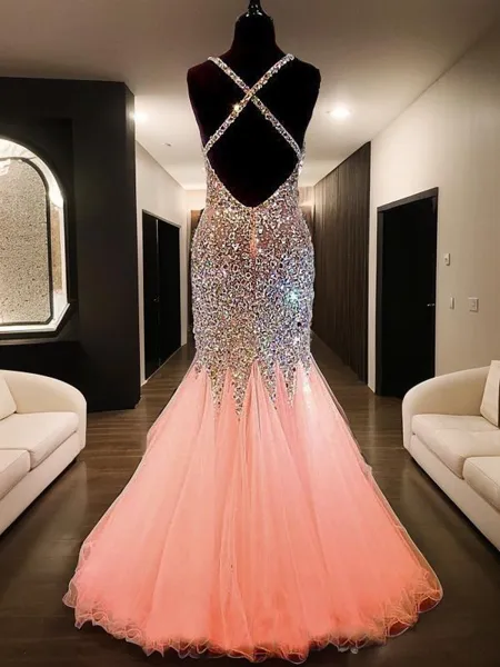 Trumpet/Mermaid V-Neck...