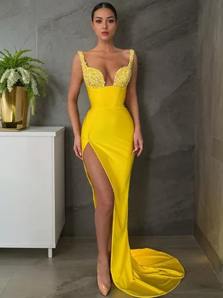 Sheath/Column V-Neck...