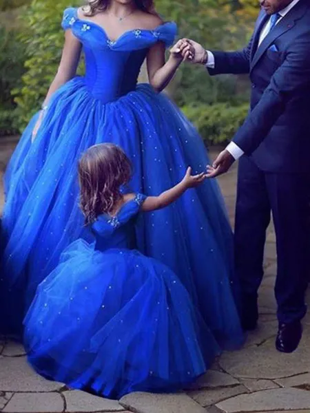 Stunning Ball-Gown Princess...