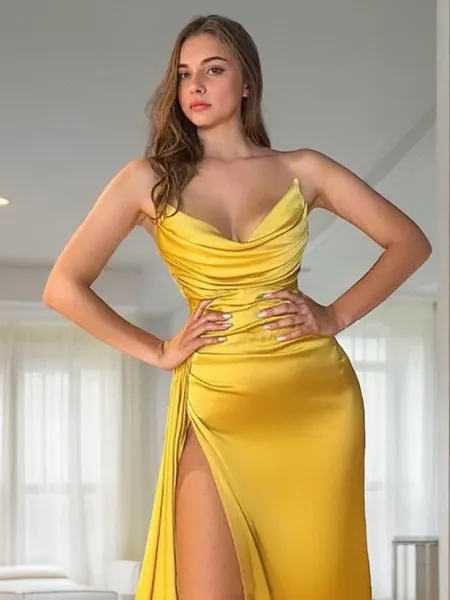 Flattering Sheath/Column...