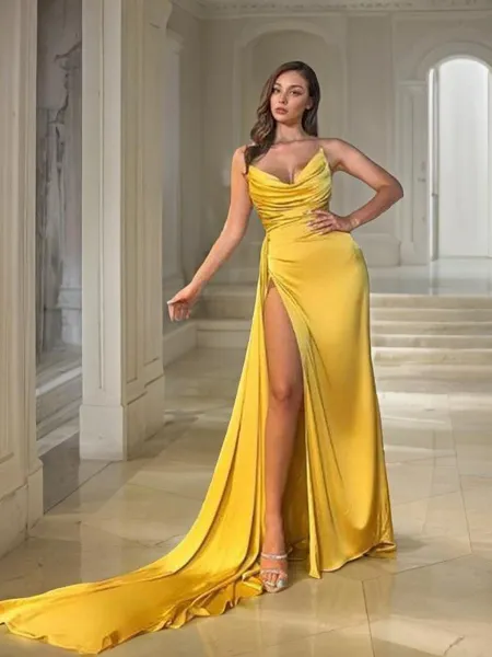 Flattering Sheath/Column...