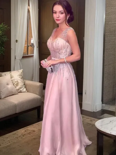 Exquisite A-line V-Neck...