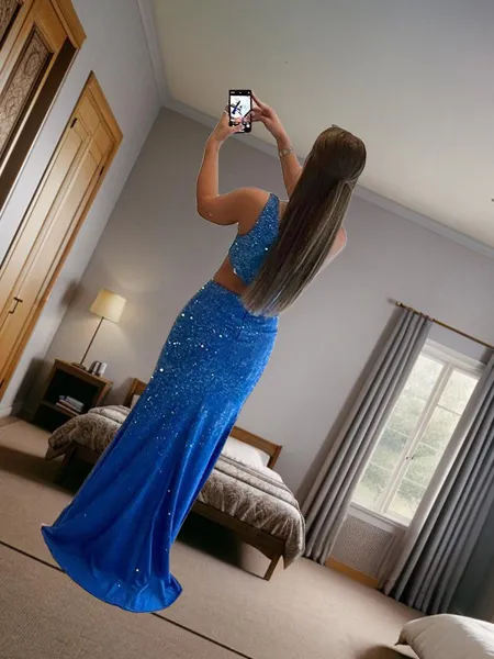 Sheath/Column One-Shoulder...