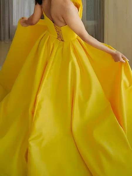 A-line Strapless Sleeveless...