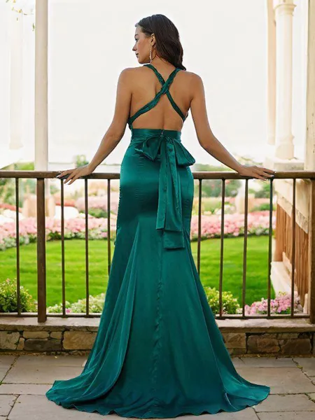 Sheath/Column Tight V-Neck...