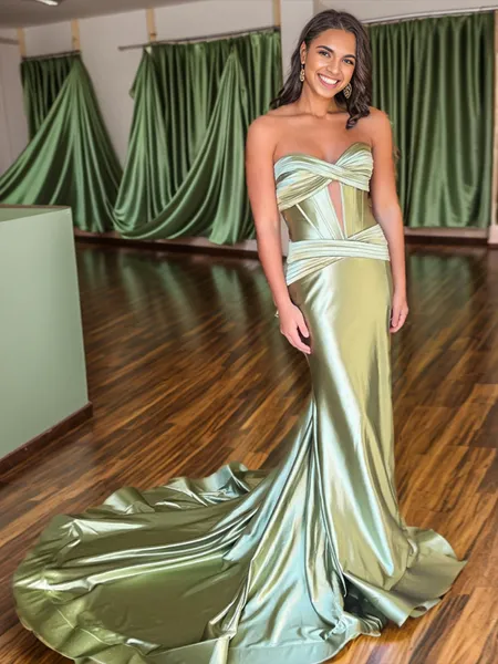 Dreamy Sheath/Column Silk...