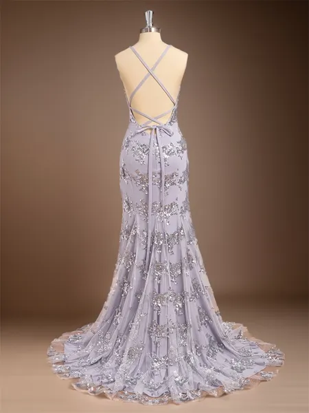 Fitted Sheath/Column V-neck...