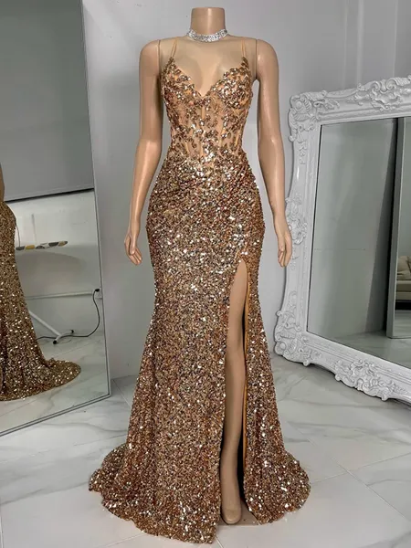 Glamorous Sheath V-Neck...