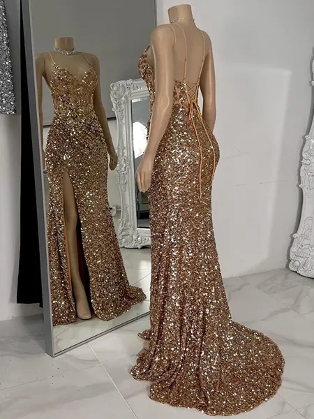 Glamorous Sheath V-Neck...