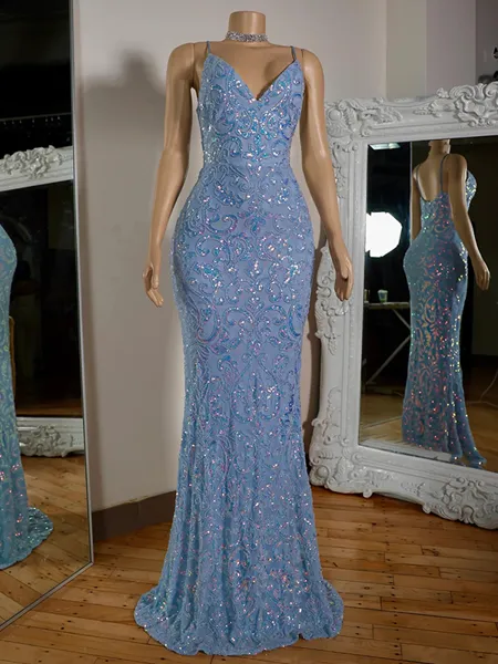 Glamorous Sheath V-Neck...