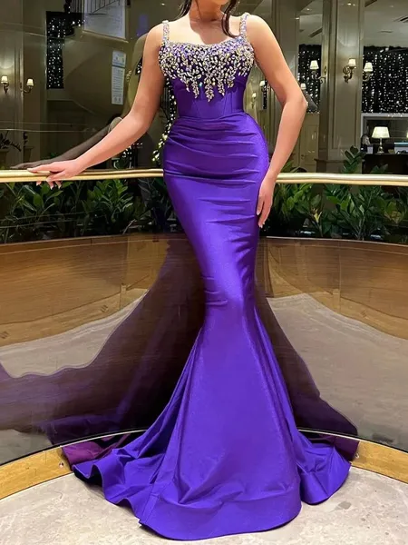 Gorgeous Sheath Straps...