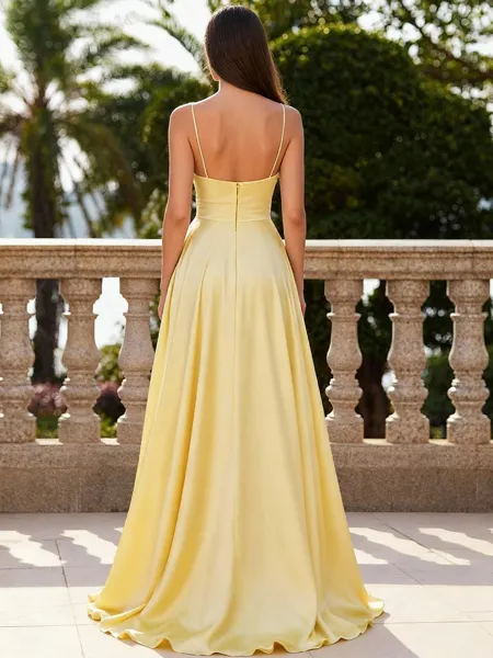 Grand A-line Spaghetti...