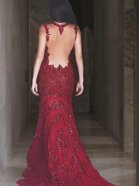 Trumpet/Mermaid V-Neck...