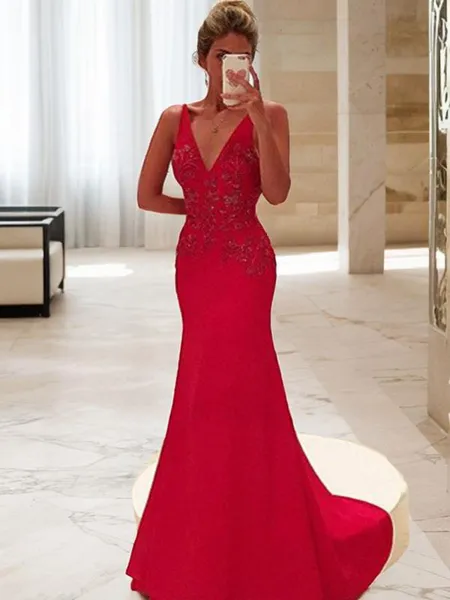 Sheath/Column V-Neck...