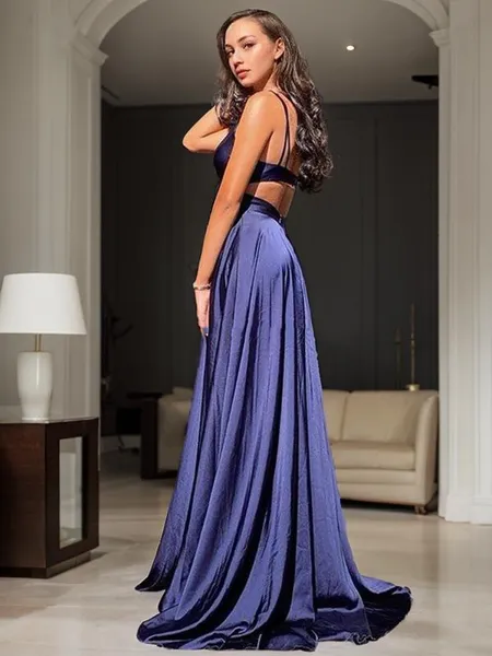 A-line Elegant V-Neck...