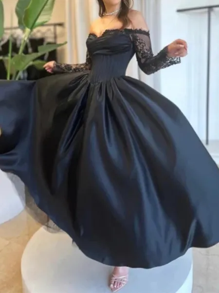 Striking A-line Sweetheart...