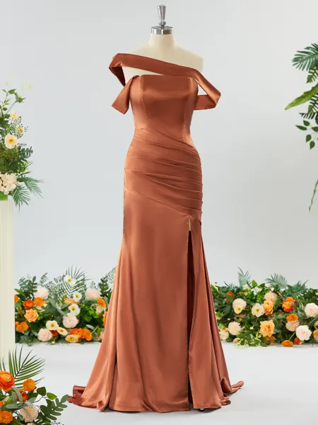 Captivating Sheath/Column Off-the-Shoulder Silk Like Satin Bridesmaid Dress With Slit