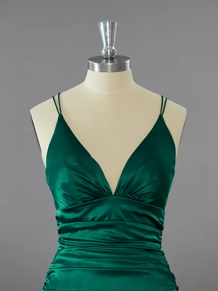 Fitted Sheath/Column V-Neck...