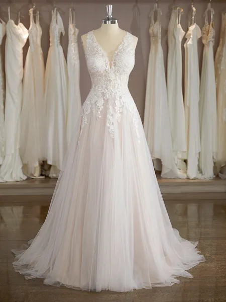 Perfect A-line V-Neck Court Train Tulle Wedding Dress With Applique