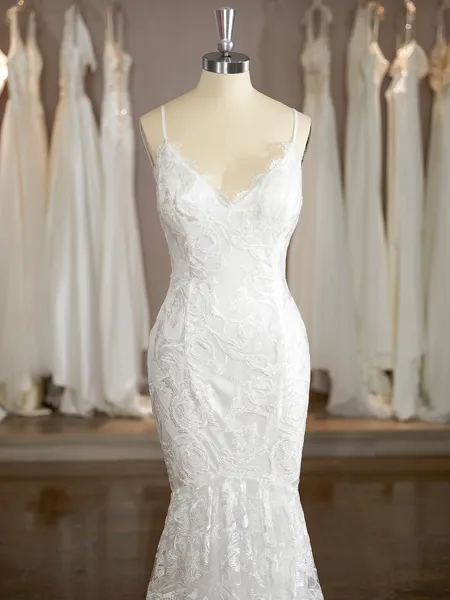 Sheath/Column V-Neck...