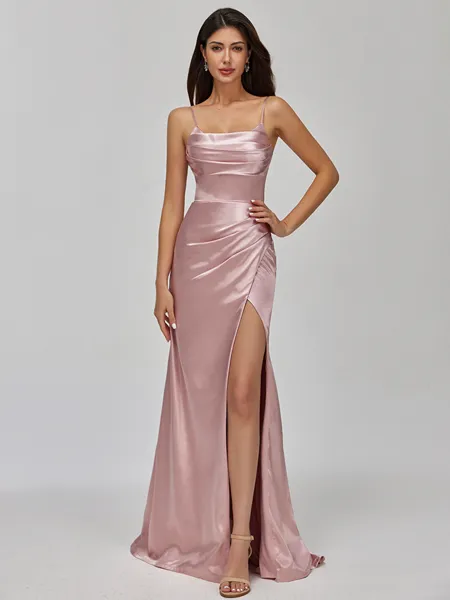 Tasteful Sheath Cowl...