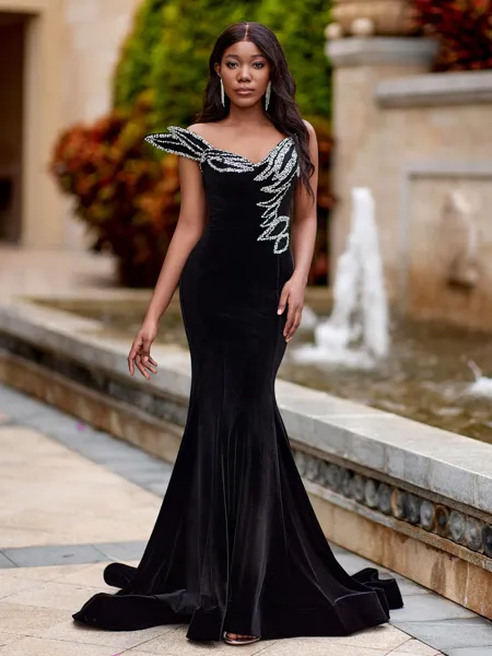 Hot Sheath Sweetheart...