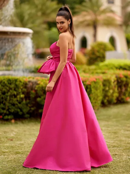 Enchanting Sheath Straight...