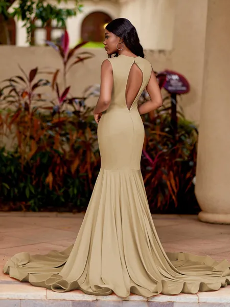 Mesmerizing Mermaid Scoop...