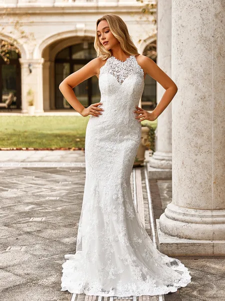 Elegant Sheath Scoop Sweep...