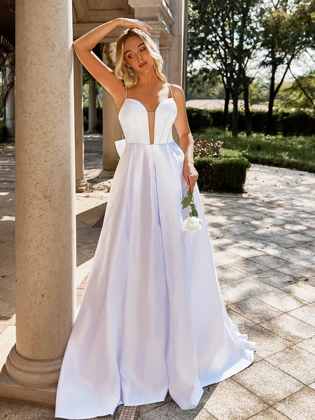 Exquisite A-line Spaghetti...