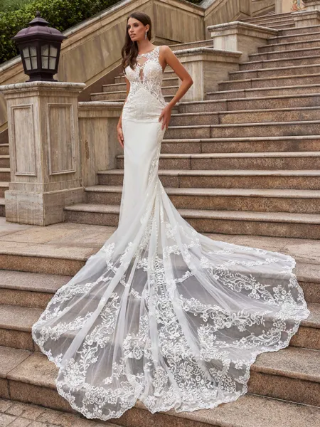 Charming Sheath/Column...