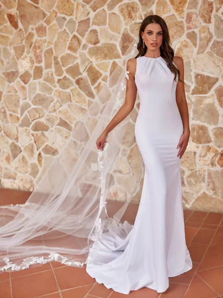 Exquisite Sheath/Column...