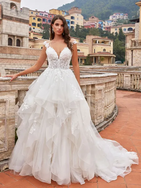 Stunning Ball Gown Tulle...