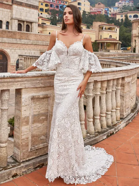 Show-stopping Sheath/Column...