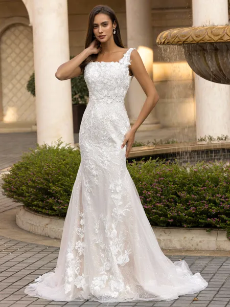 Unique Sheath/Column Lace...