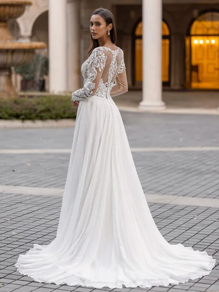 Chic A-Line/Princess...