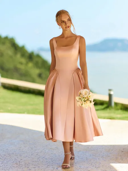 Enchanting A-line Square...