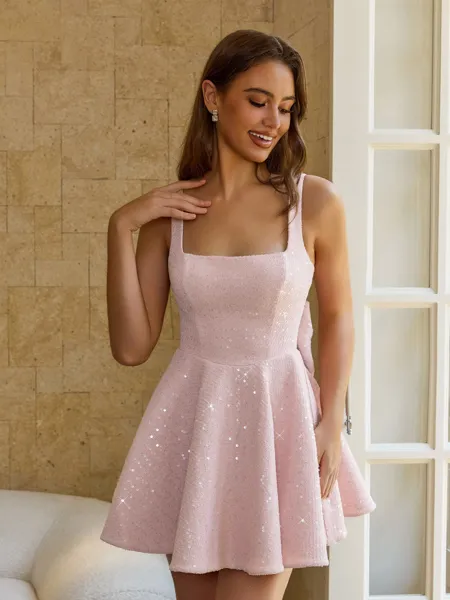 Classy A-line Square Bow...