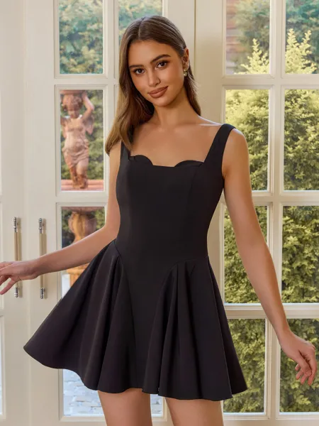 Show-stopping A-line Straps...