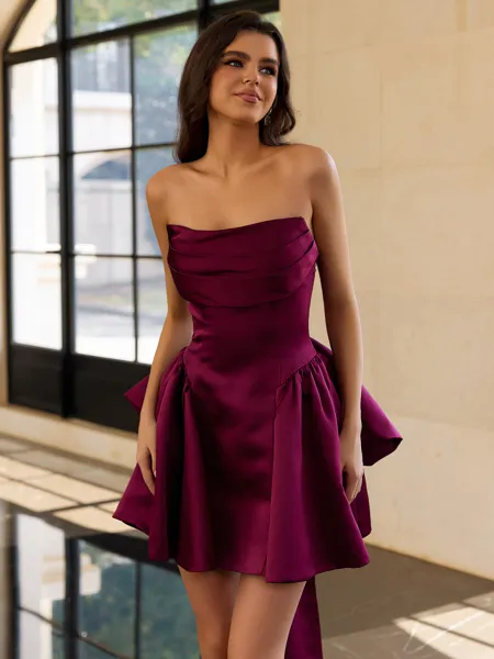 Pretty A-line Straight Bow...