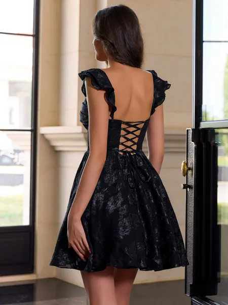 Show-stopping A-line Square...