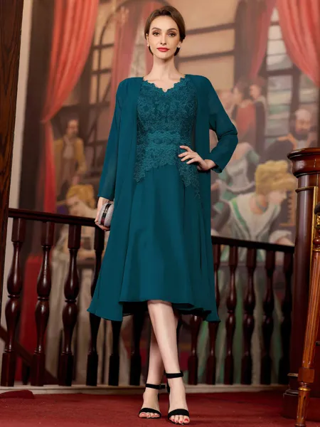 Tasteful A-Line Chiffon...