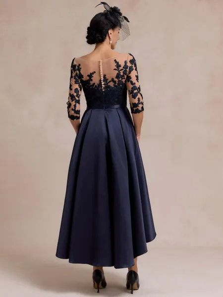 Tasteful A-line Bateau 3/4...