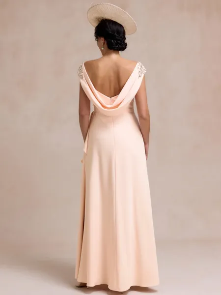 Impeccable Sheath Bateau...