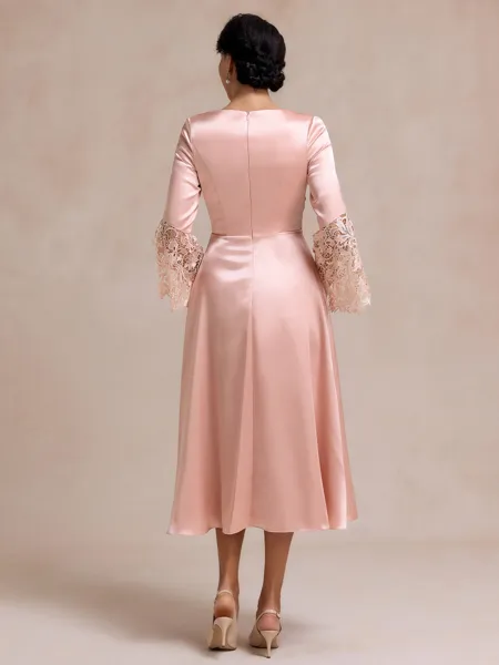 Chic A-line Scoop Long...