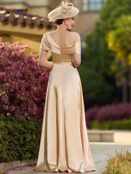 Timeless A-line Pleated...