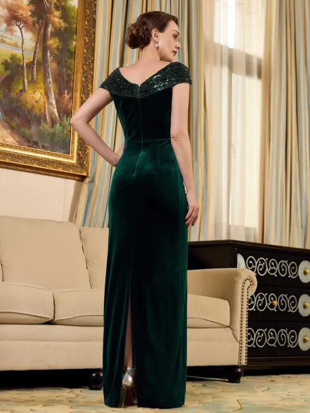 Show-stopping Sheath/Column...