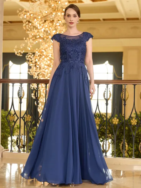 Tasteful A-line Scoop Short...