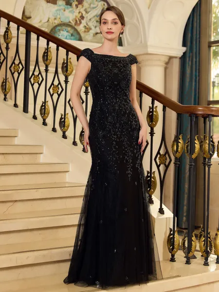 Gorgeous Sheath/Column...